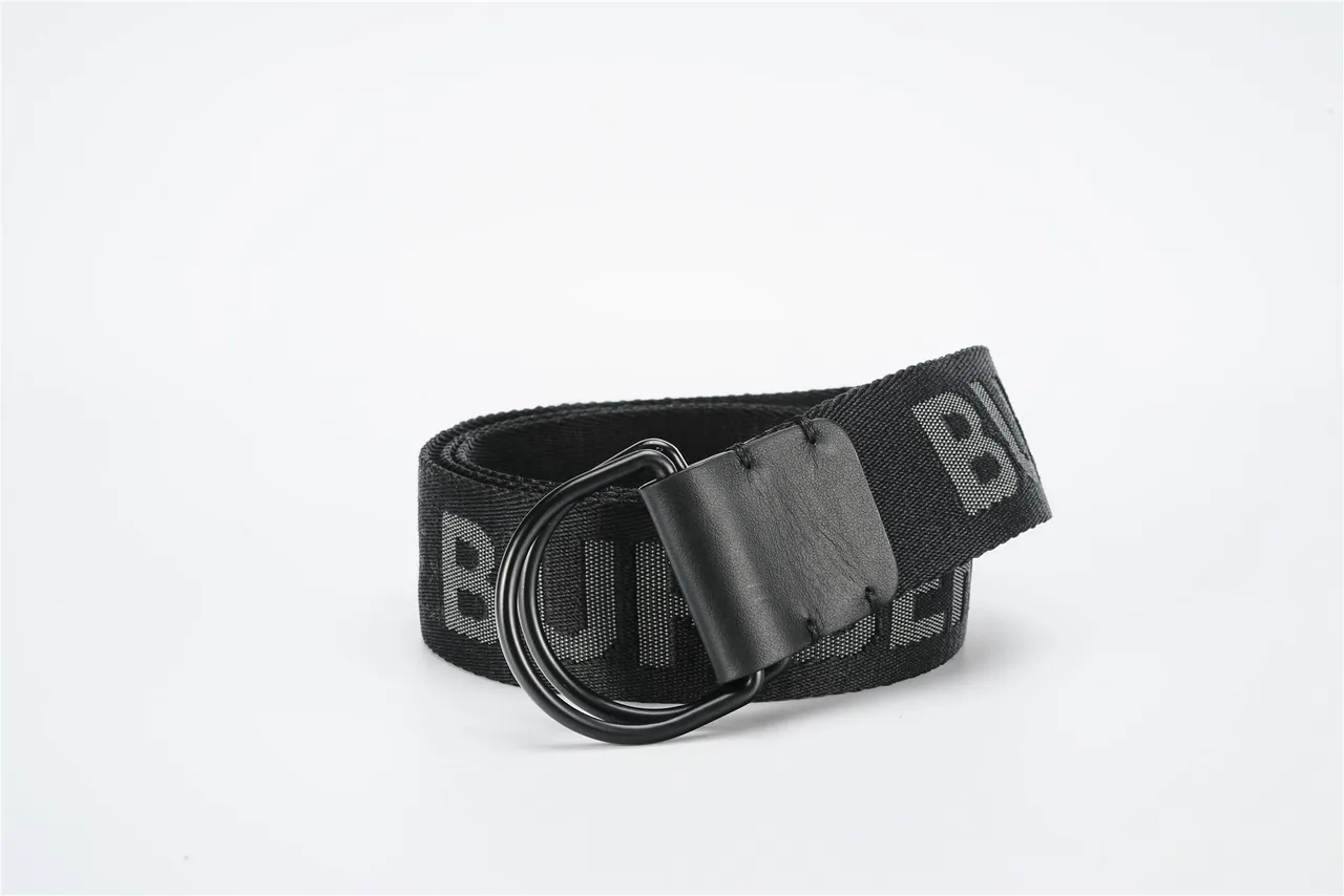 Ceinture canvas noir blanc avec sangle tissée de cuir et fermoir de cuir 5