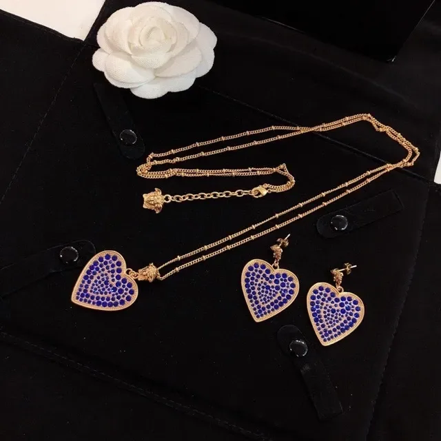Blue Gold Heart-Shaped Pavé-Set Stones Necklace 5