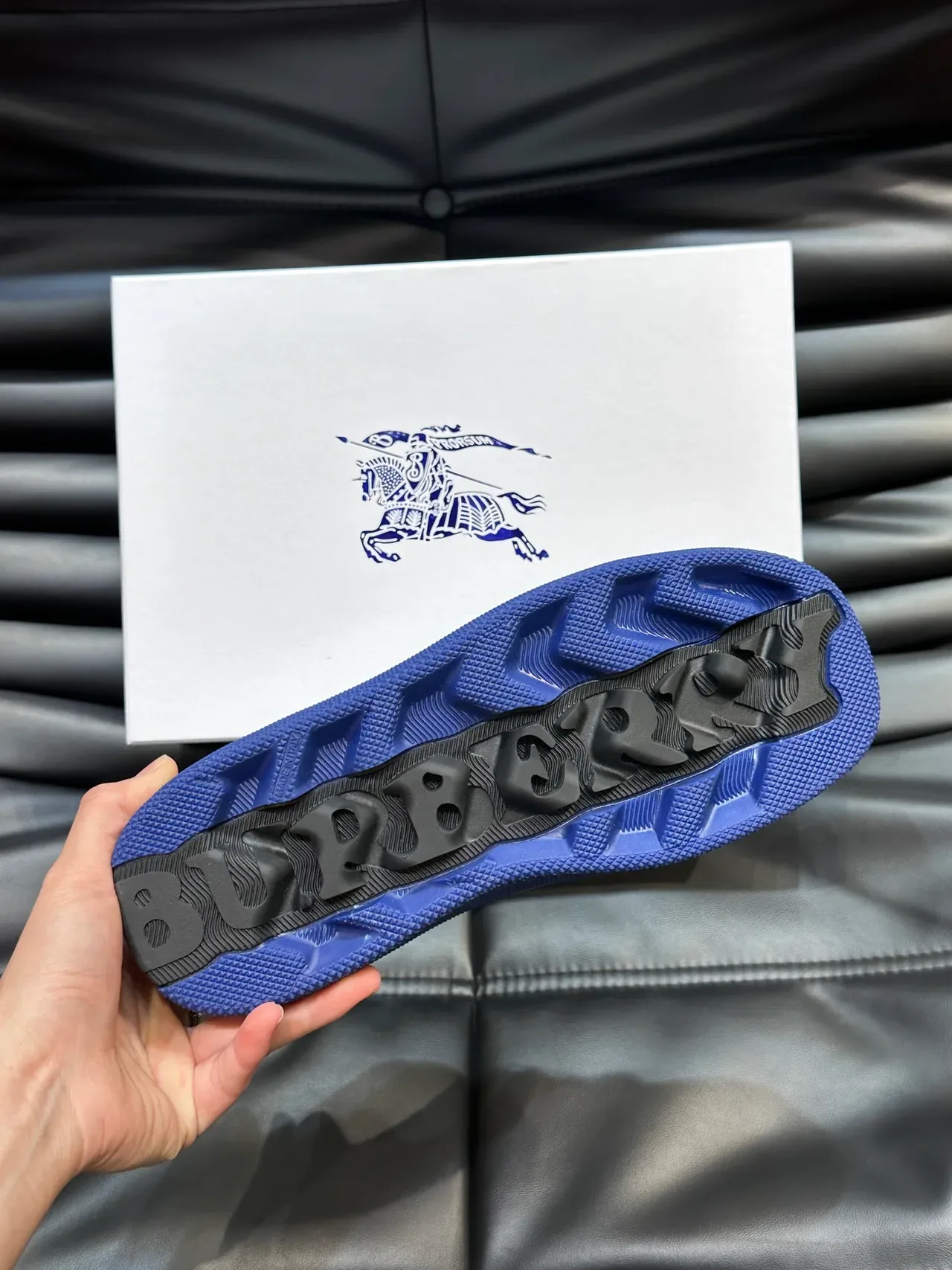 Blue Knit Woven Pattern Low-Top Sneakers 2