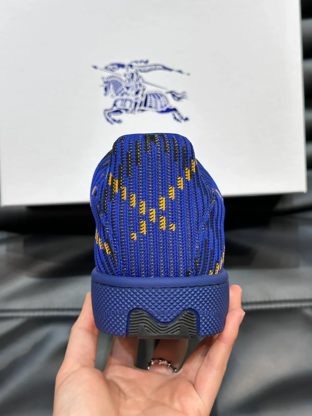 Blue Knit Woven Pattern Low-Top Sneakers 4