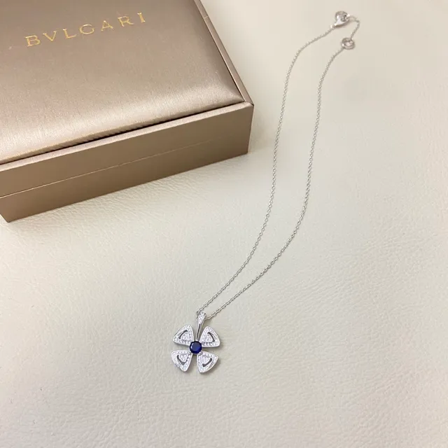 Blue Silver Four-Petal Clover-Shaped Pavé-Set Clear Stones Necklace 3