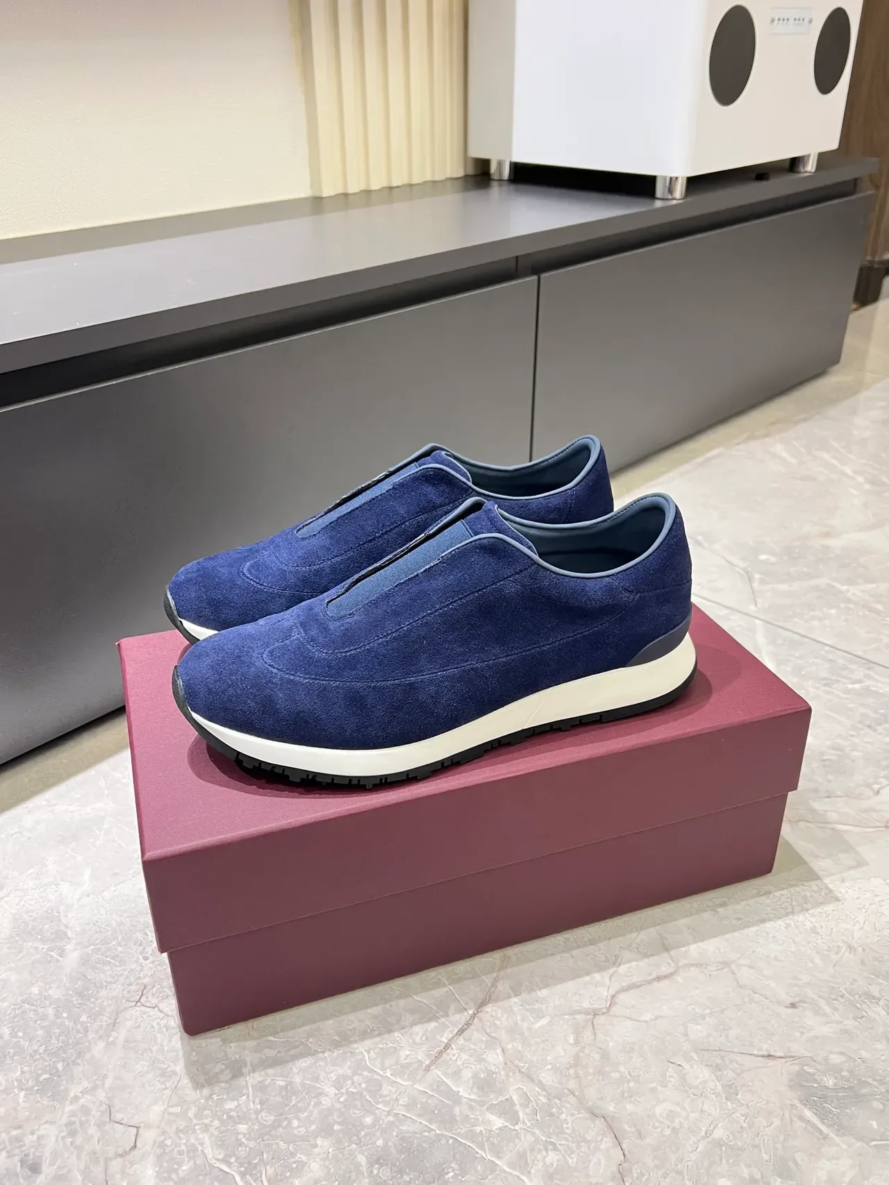 Blue White Suede Upper Elastic Gusset Slip-On Sneakers 5