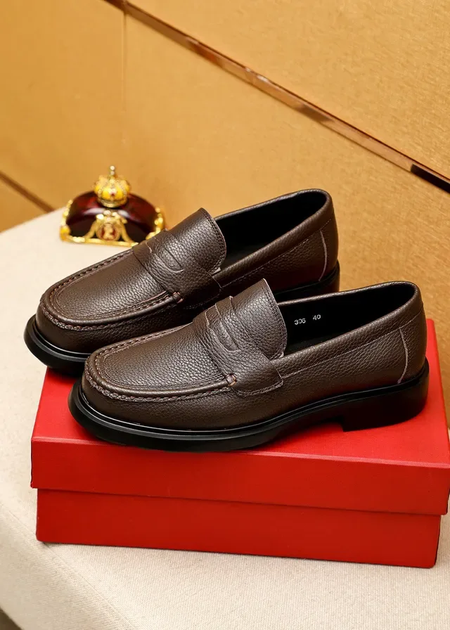 Brown Black Pebbled Leather Penny Strap Loafer 3