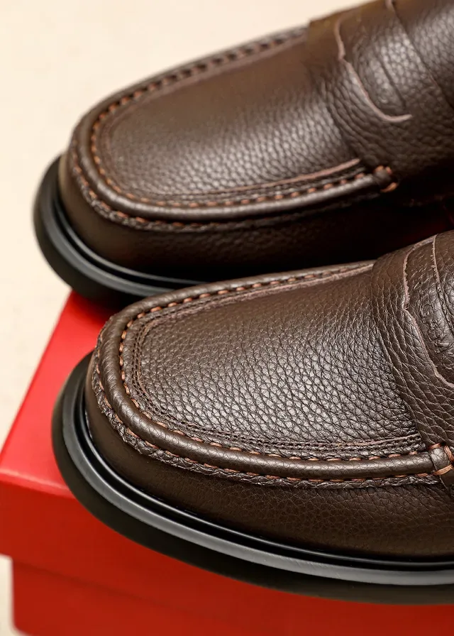 Brown Black Pebbled Leather Penny Strap Loafer 6