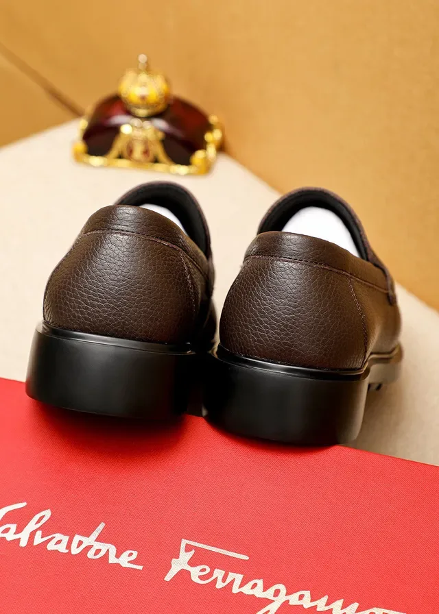 Brown Black Pebbled Leather Penny Strap Loafer 8