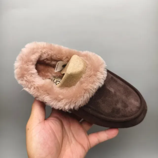Brown Pink Suede Upper Plush Faux Fur Collar Loafer 3
