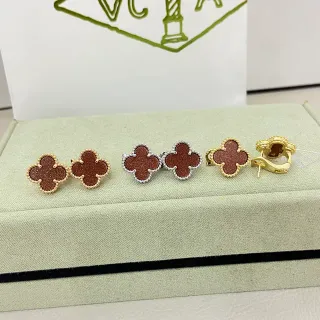 Clover-Shaped Glitter Brown Stone Stud Earrings