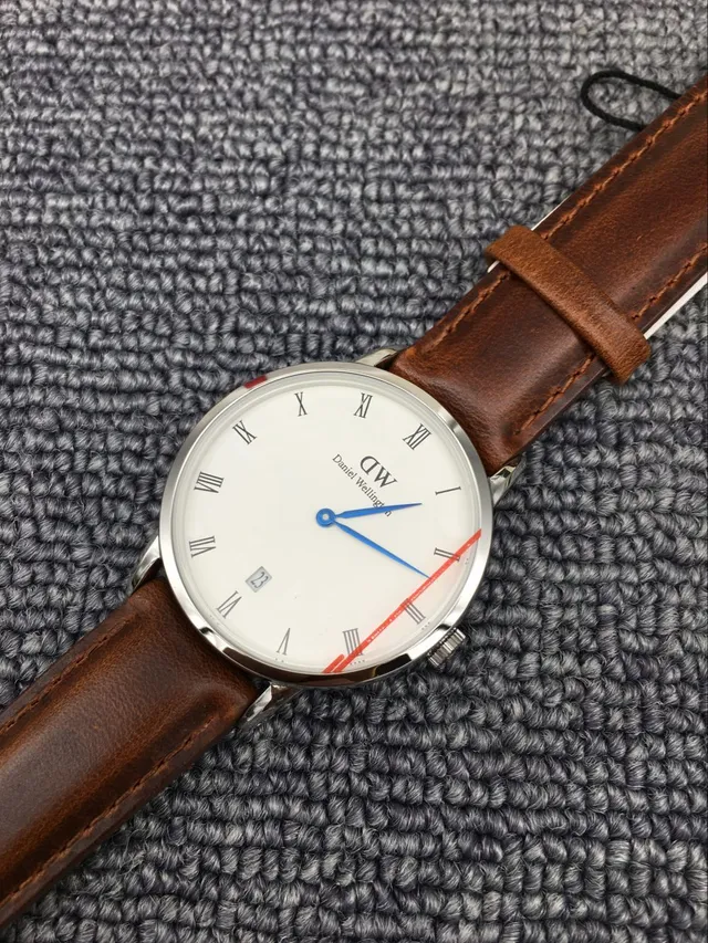 Daniel Wellington Brown White Minimalist Thin Case Quartz Watch 6