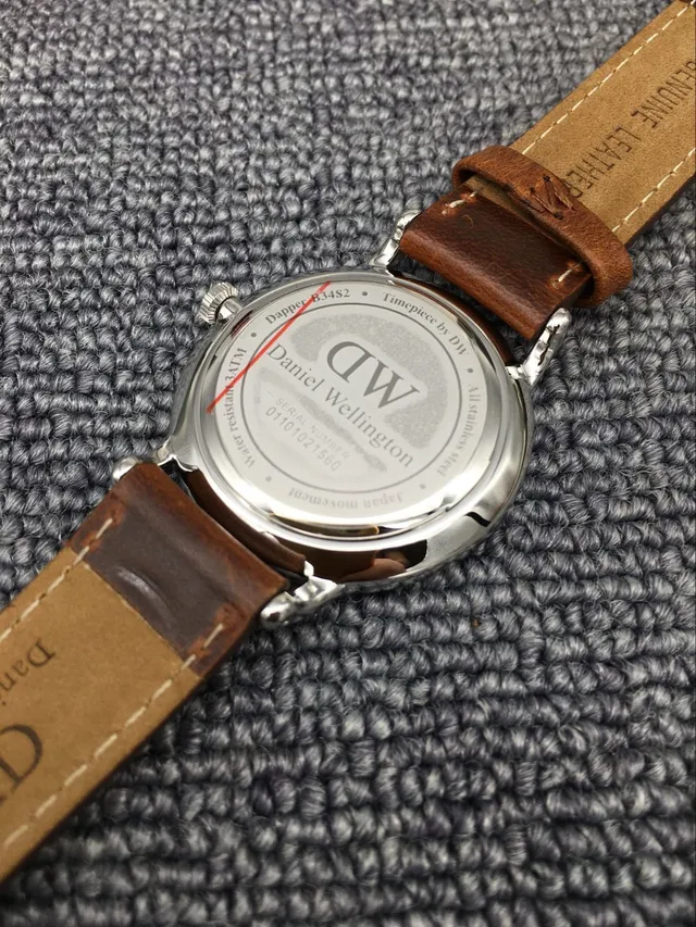 Daniel Wellington Brown White Minimalist Thin Case Quartz Watch 7