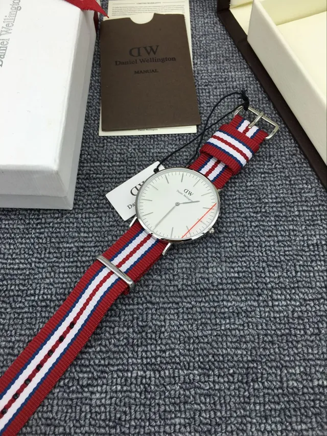 Daniel Wellington White Red Minimalist Dial NATO Strap Quartz Watch 4