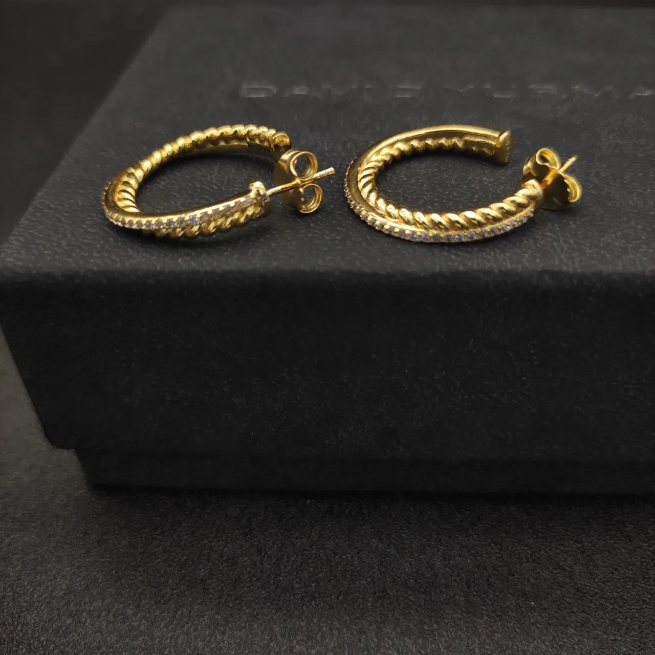David Yurman Cable Classics Gold Transparent Twisted Rope Motif Pavé Stone Accent Earrings 8