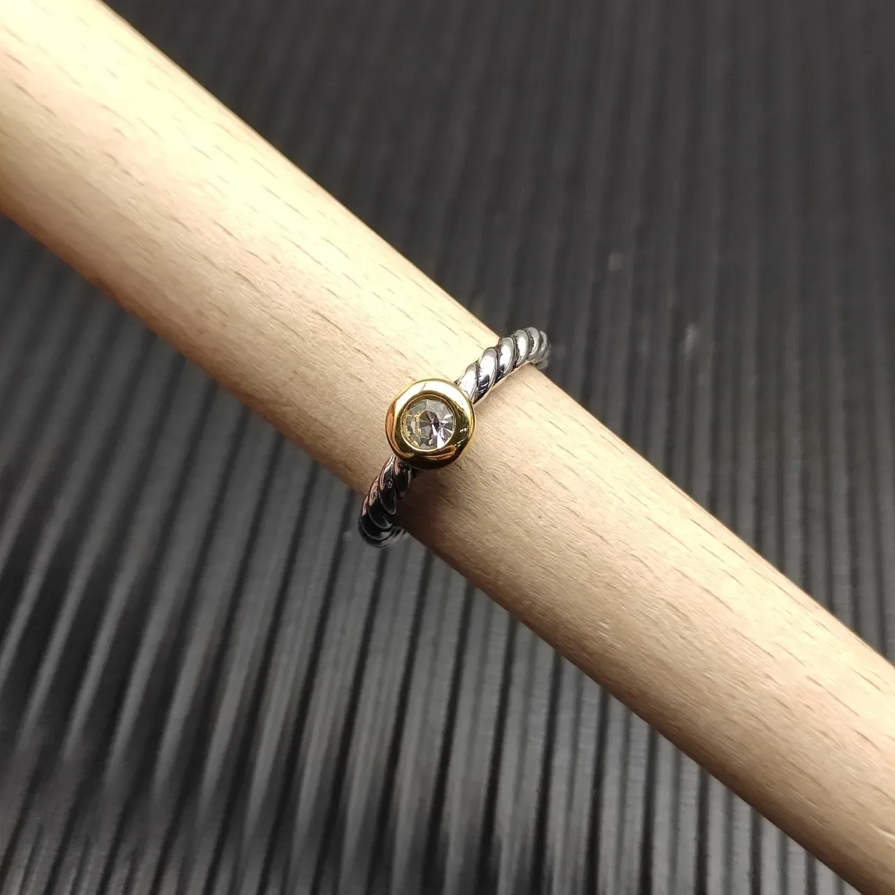 David Yurman Silver Gold Twisted Cable Band Single Bezel-Set Round Stone Ring 5