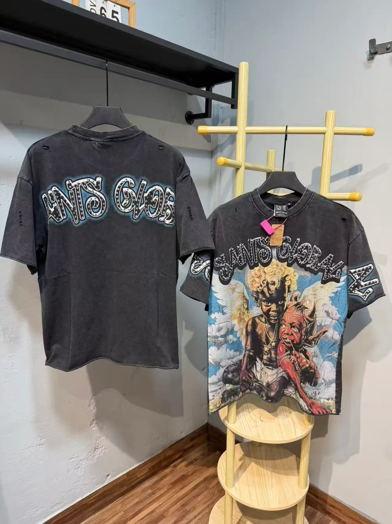 Distressed Black Graphic-Print Oversized T-Shirt 2