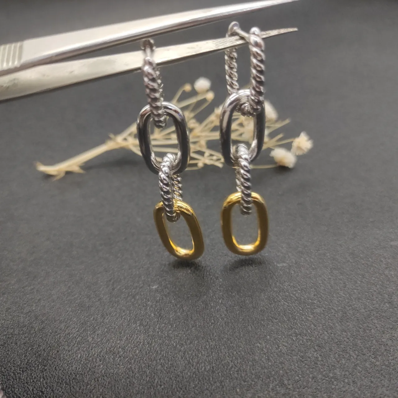Dual-Tone Twisted Rope Link Earrings 3
