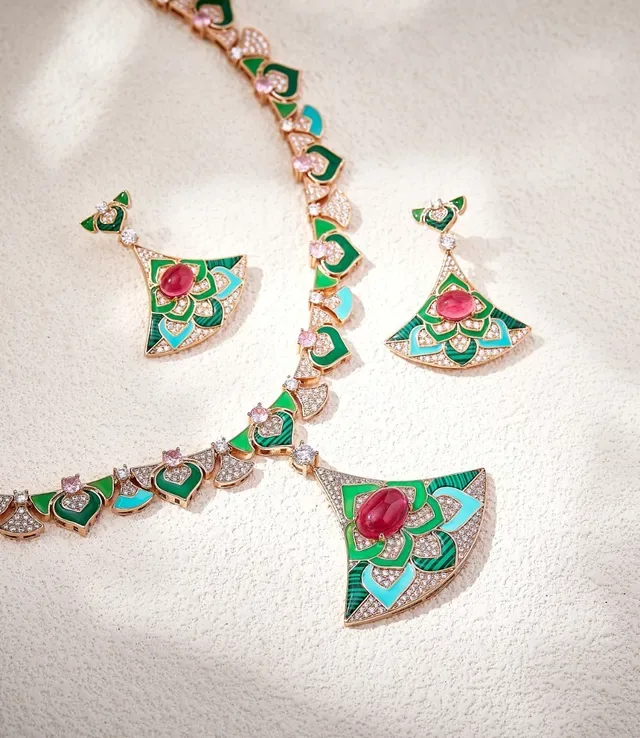 Enamel Floral Motif Pavé Diamond Fan Pendant Necklace 5