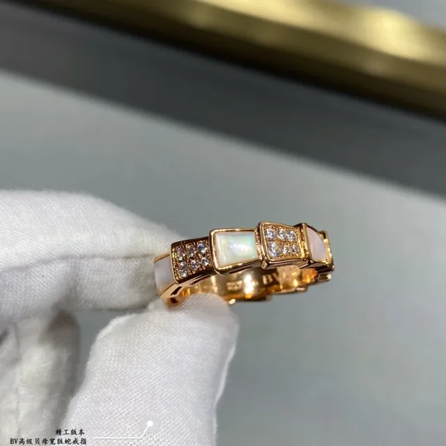 Geometric Linked Mother-of-Pearl and Crystal Stackable Ring 3