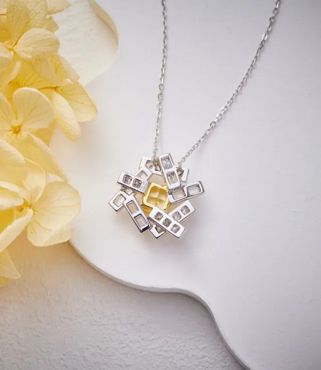 Geometric Yellow Gemstone Pendant Necklace 6