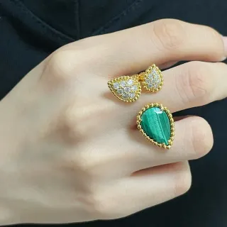 Gold Beaded Teardrop Malachite and Pavé Diamond Rings