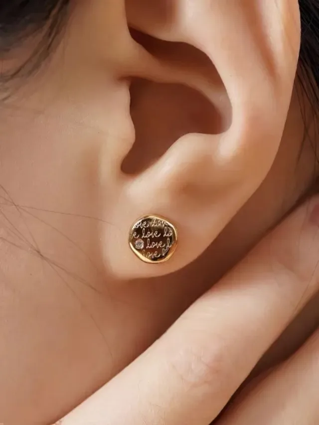 Gold Beige Circular Disc Jewelry 2