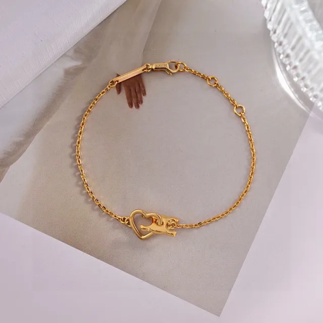 Gold Chain Openwork Pendant Necklace 3