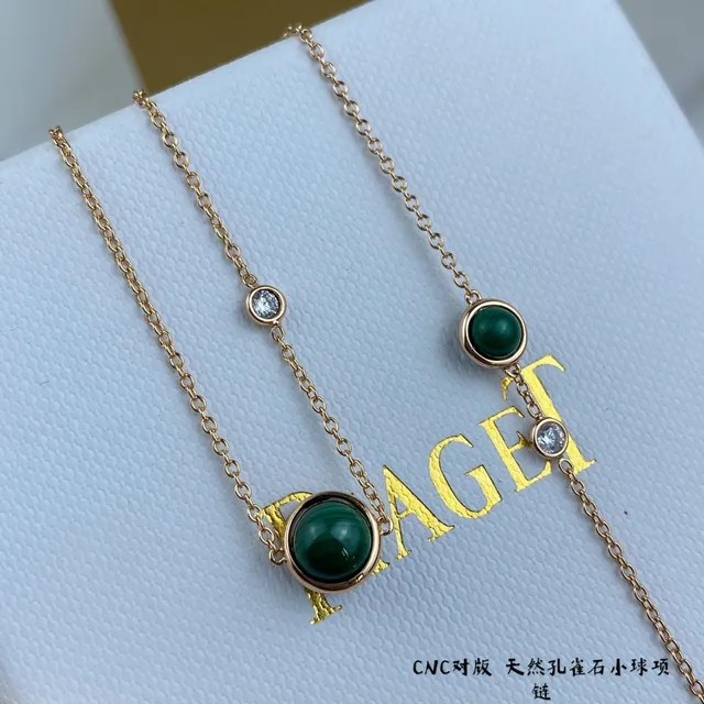 Gold Green Chain Round Cabochon Pendant Necklace 3