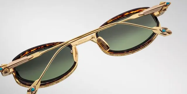 Lunettes de soleil avec cadre ovalé en métal fini or vert 3