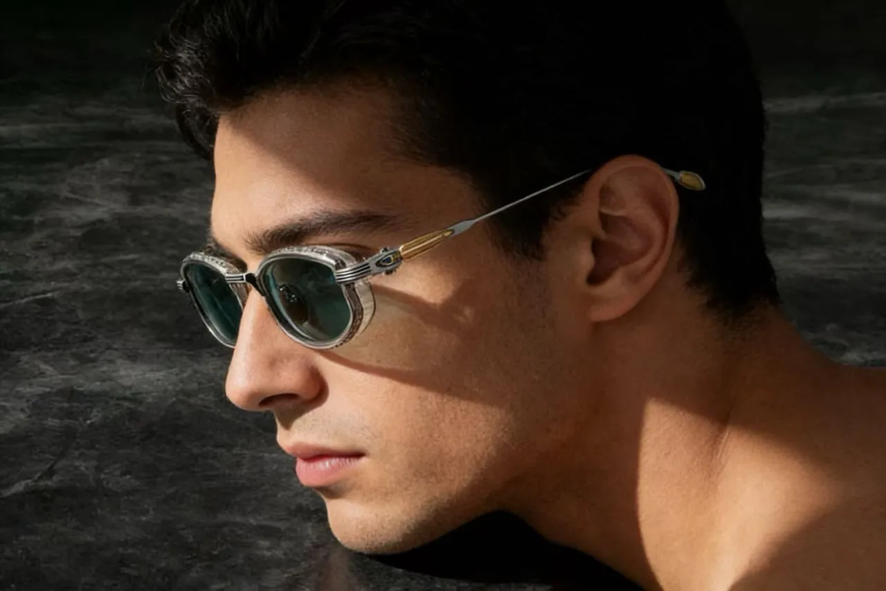 Lunettes de soleil avec cadre ovalé en métal fini or vert 6