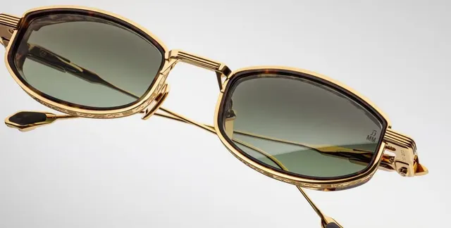 Lunettes de soleil avec cadre ovalé en métal fini or vert 8