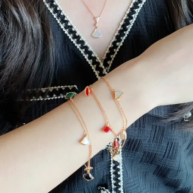 Gold Multicolor Chain Fan-Shaped Pendants Bracelet 1