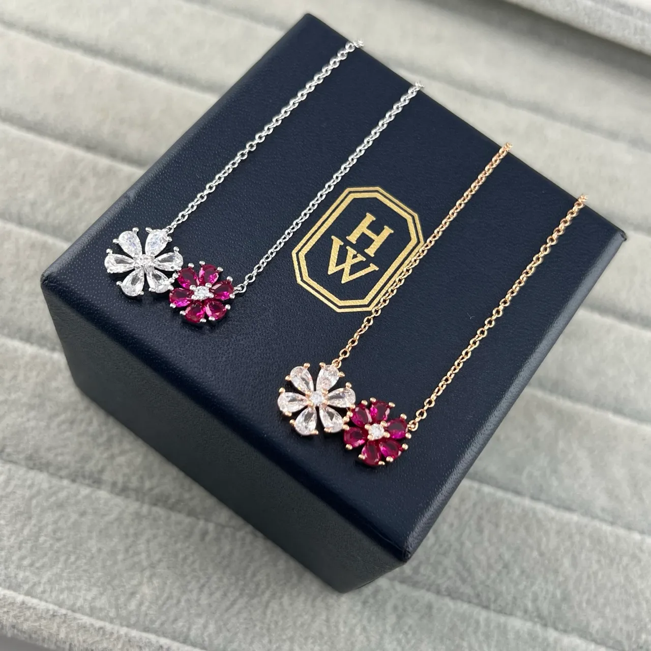 Gold Multicolor Chain Floral Pendant Necklace 3