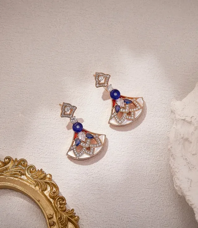 Gold Multicolor Fan-Shaped Pavé-Set Diamonds Earrings 1