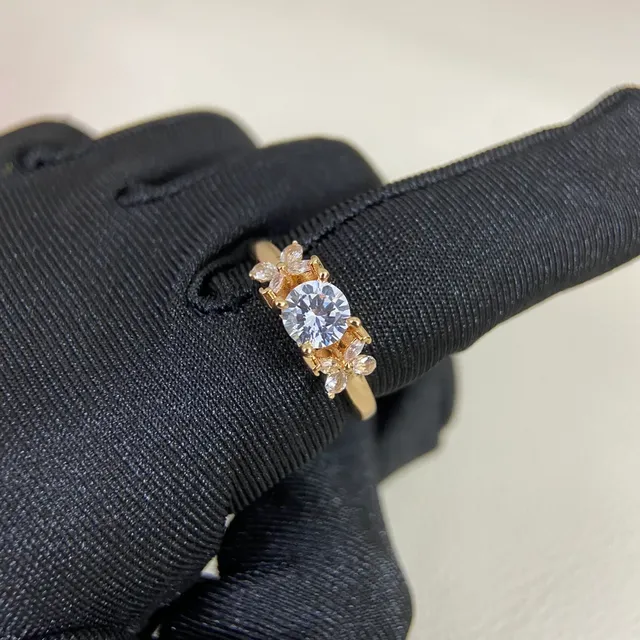 Gold Silver Floral Motif Round Solitaire Center Ring 7