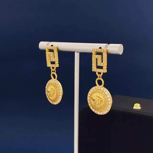 Gold Silver Greek Key Link Chain Coin-Style Medusa Medallion Necklace 2