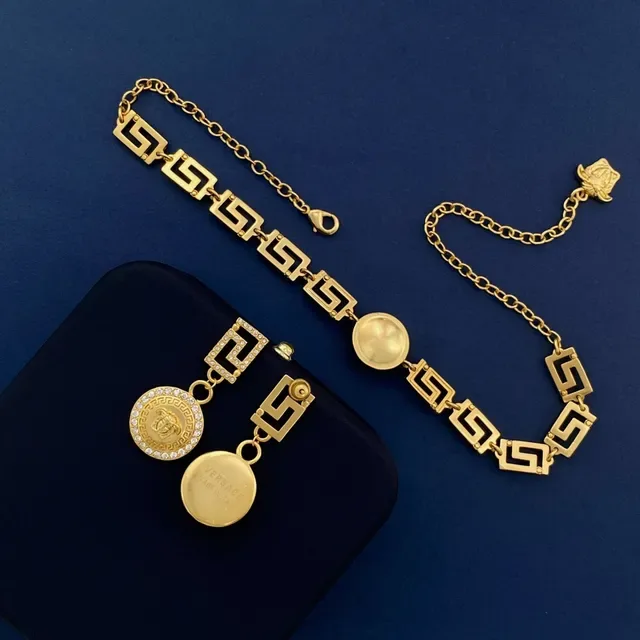 Gold Silver Greek Key Link Chain Coin-Style Medusa Medallion Necklace 5
