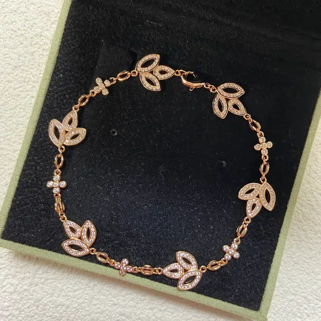 Gold Silver Leaf-Motif Links Pavé Crystal Embellishment Bracelet 3