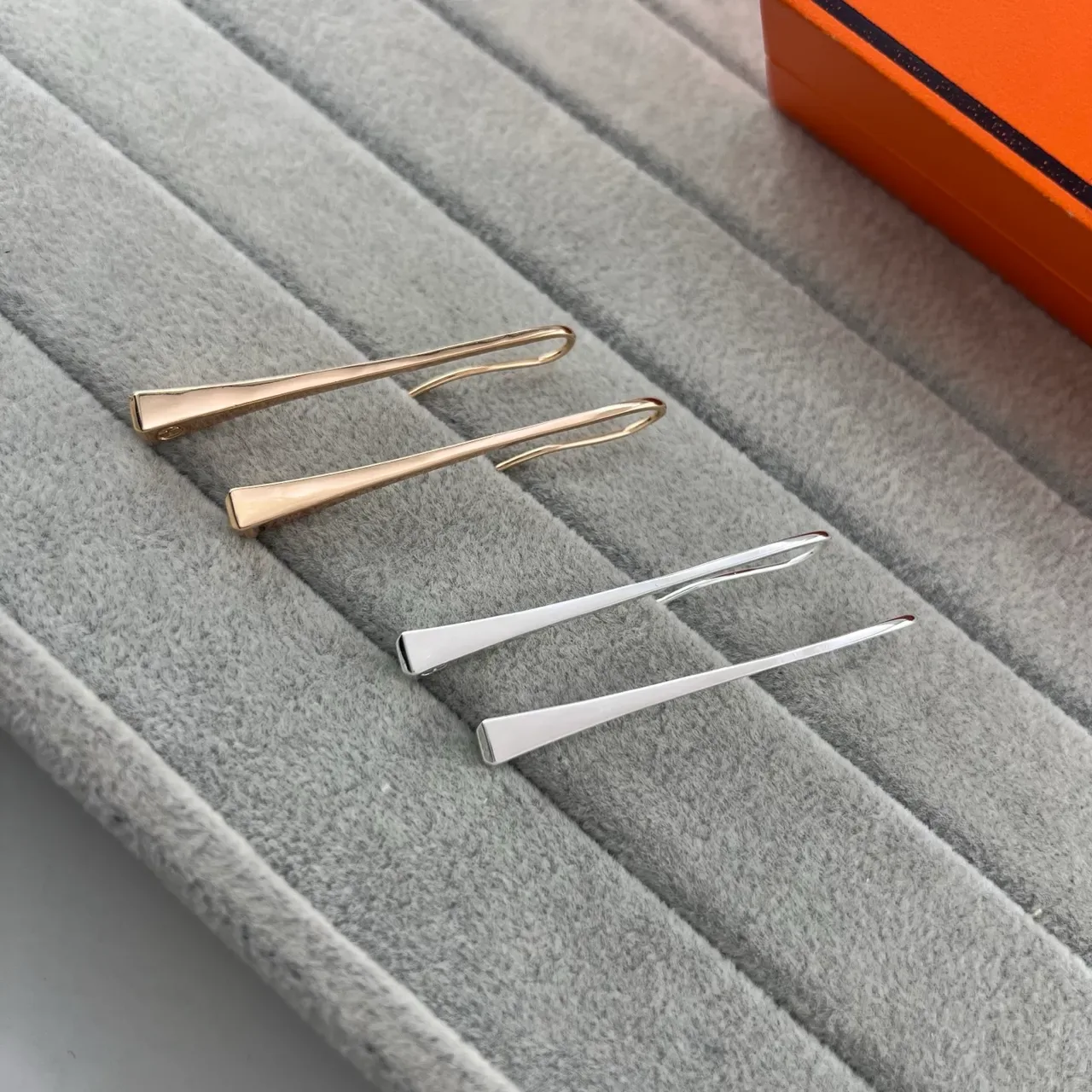 Gold Silver Tapered Bar Hook Closure Jewelry 8