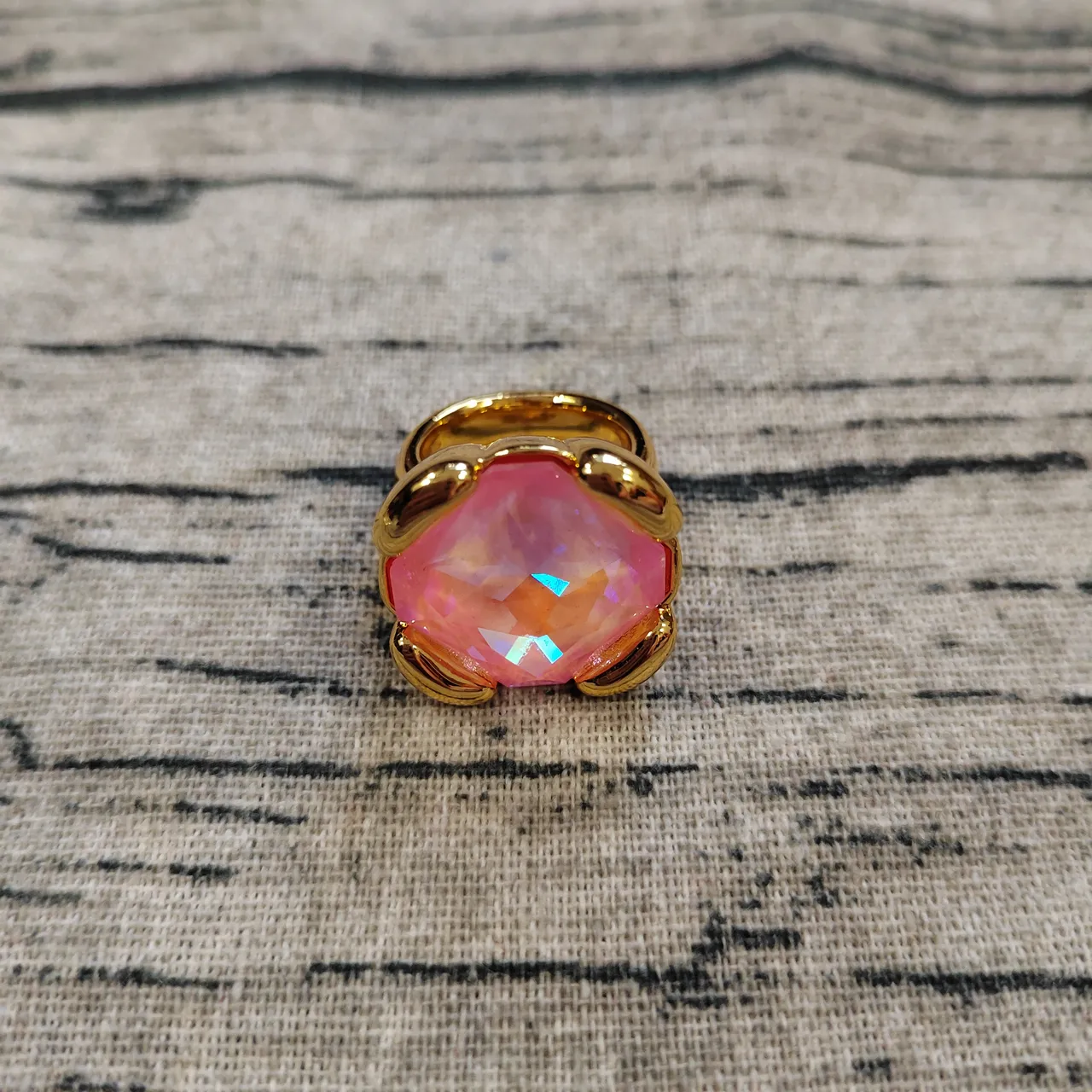 Gold-Tone Faceted Iridescent Pink Stone Rings 5