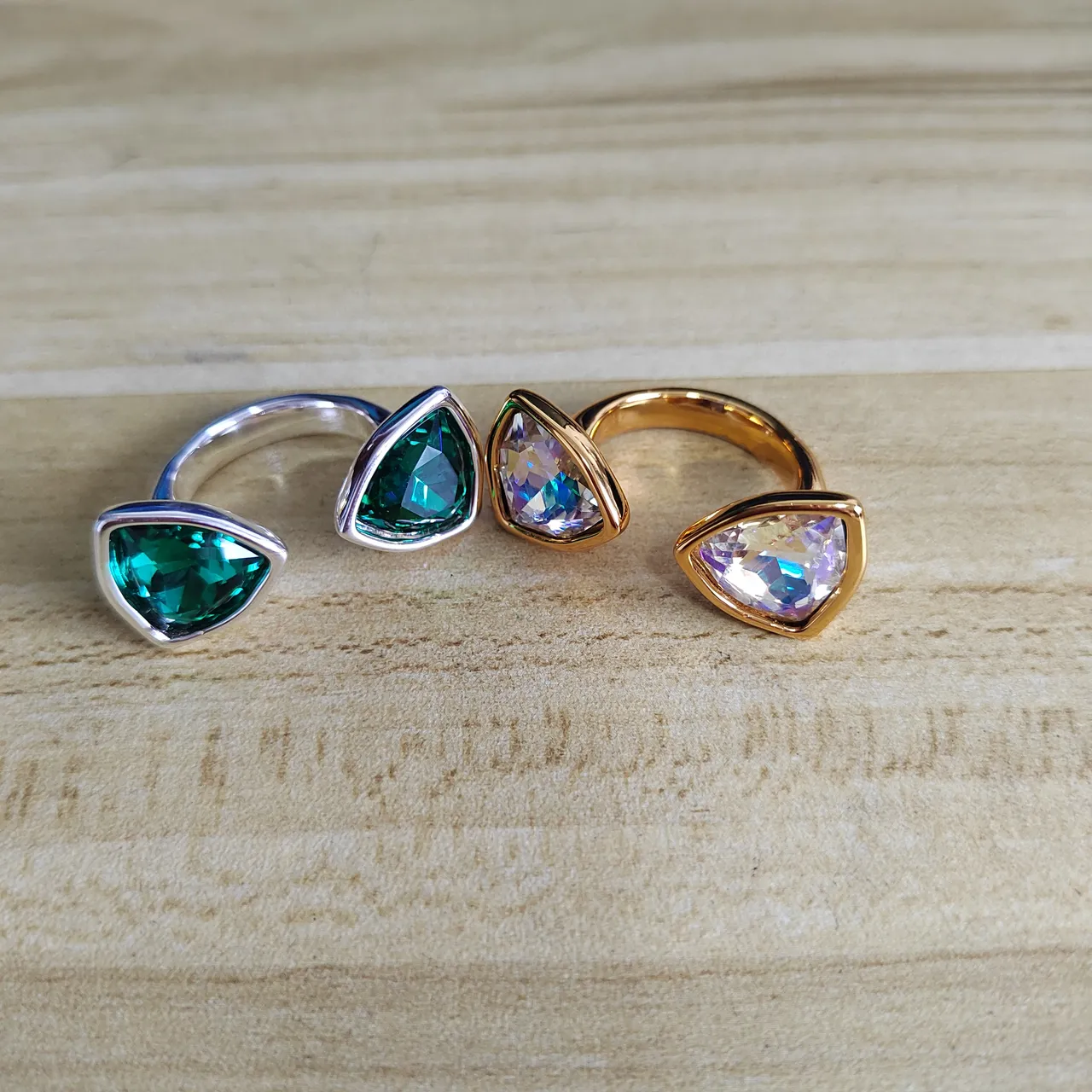Gold-Tone Faceted Iridescent Pink Stone Rings 6