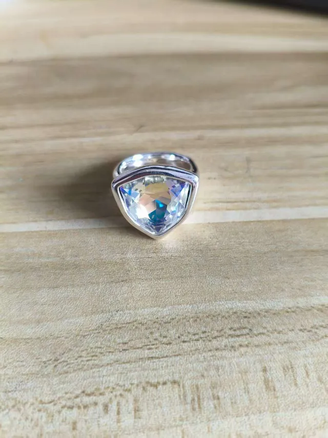 Gold-Tone Faceted Iridescent Pink Stone Rings 9
