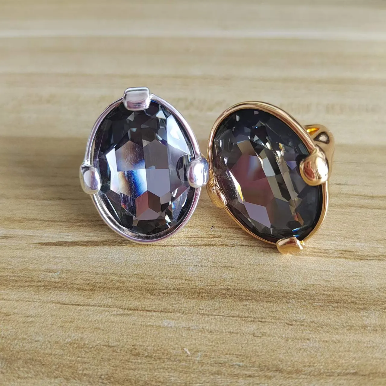 Gold-Tone Faceted Iridescent Pink Stone Rings 22