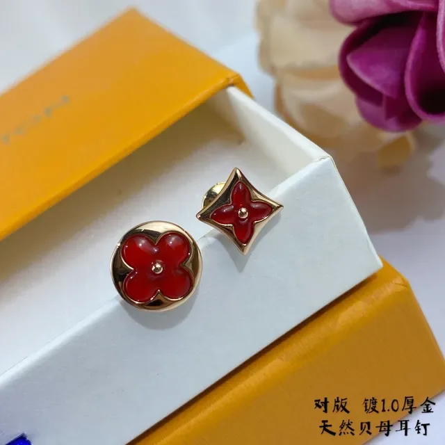 Gold-Tone Mother-of-Pearl Floral Stud Earrings 3