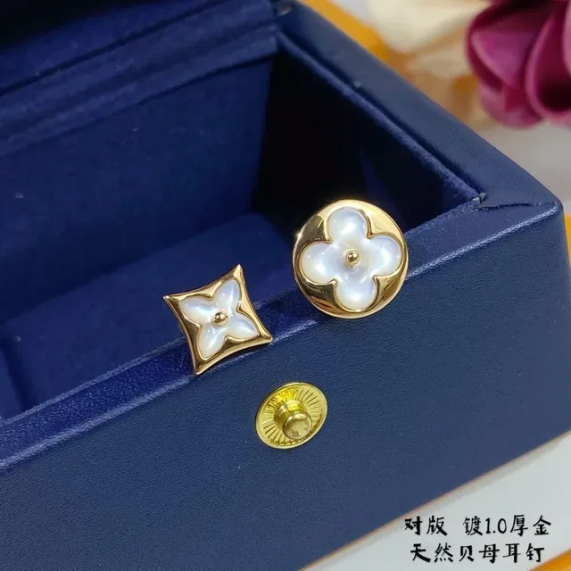 Gold-Tone Mother-of-Pearl Floral Stud Earrings 6