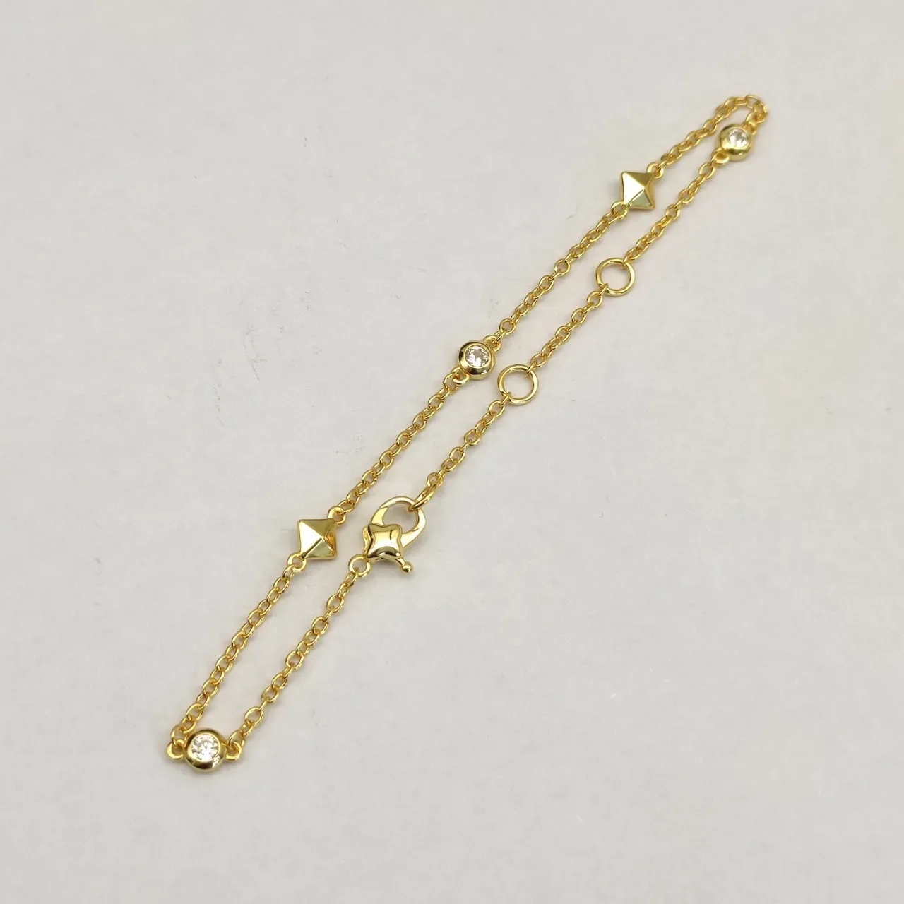 Gold Transparent Chain Bezel-Set Round Stones Bracelet 4