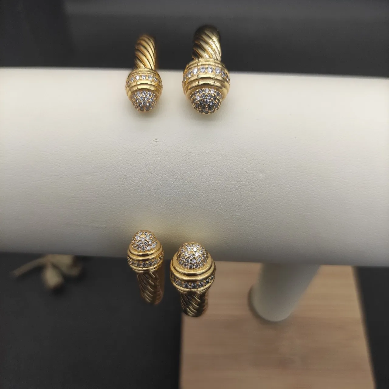 Gold Transparent Twisted Cable Pavé-Set Terminals Bracelet 5
