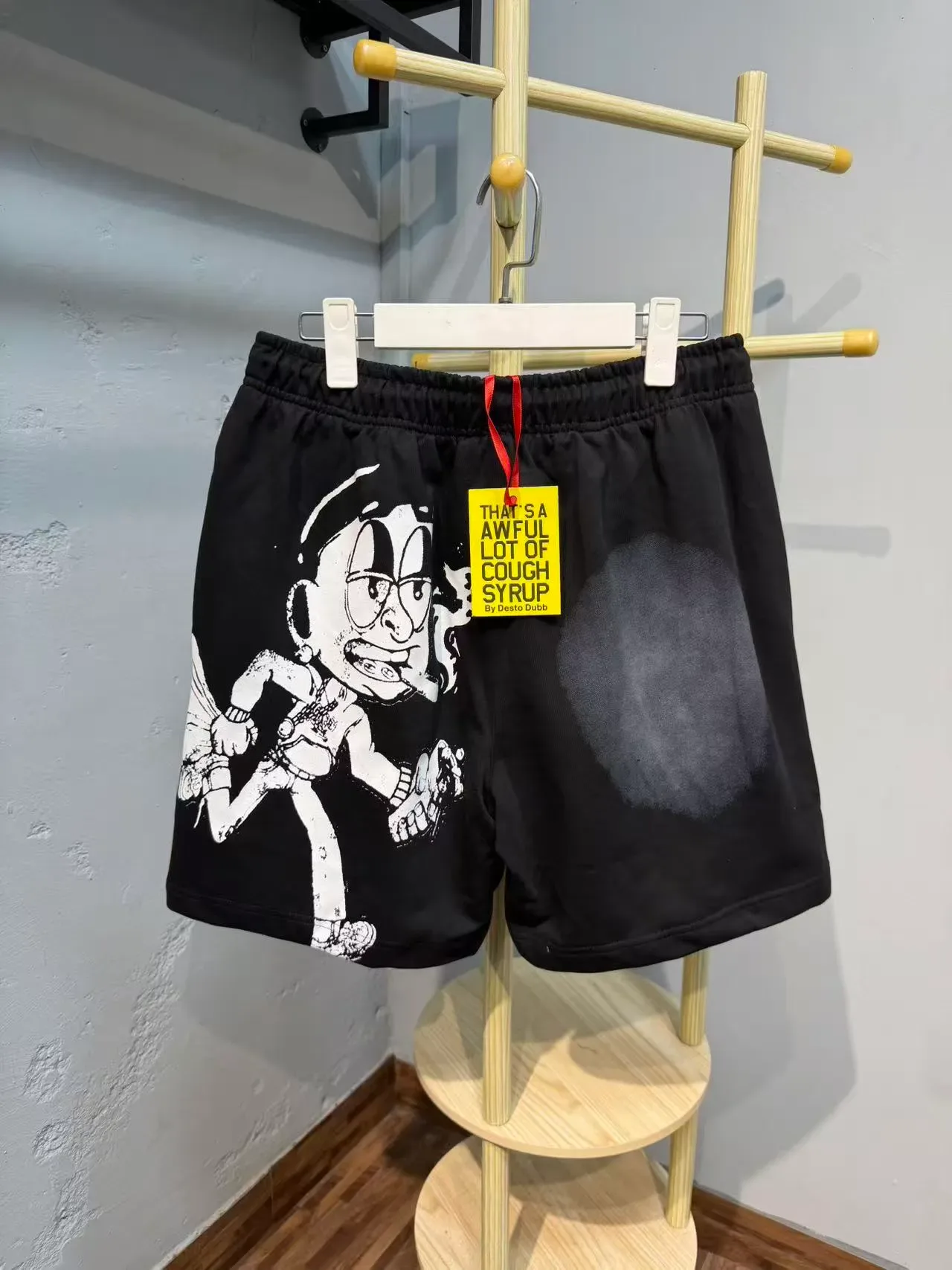 Graphic Print Elastic Waist Shorts 11