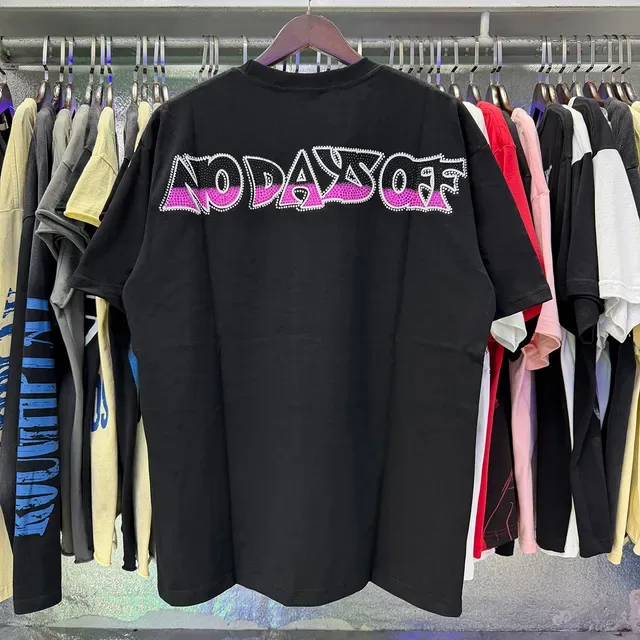 Graphic-Print Oversized Sci-Fi Illustration T-Shirt 9