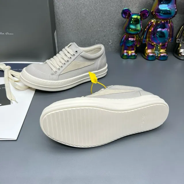 Gray Beige Low-Top Upper Canvas Shoes 2