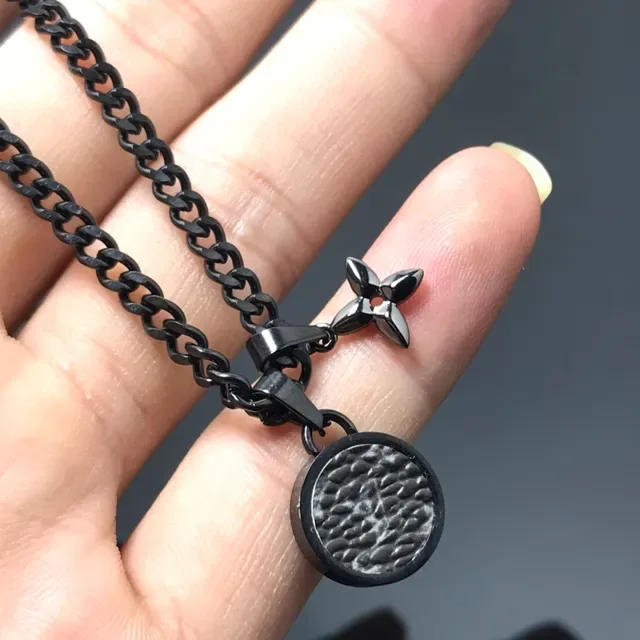 Gray Black Curb Chain Textured Circular Medallion Necklace 2