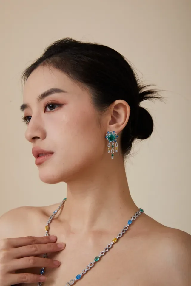 Green Blue Multi-Gem Floral Cluster Dangling Teardrop Motifs Earrings 2
