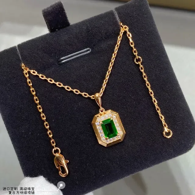 Green Gold Emerald-Cut Gemstone Necklace 5